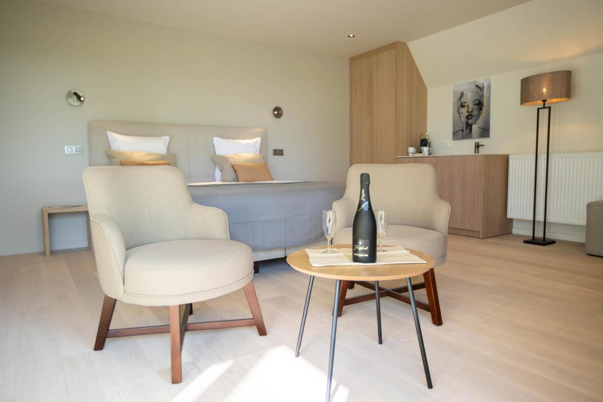 Huis Leon Houthulst Exteriör bild